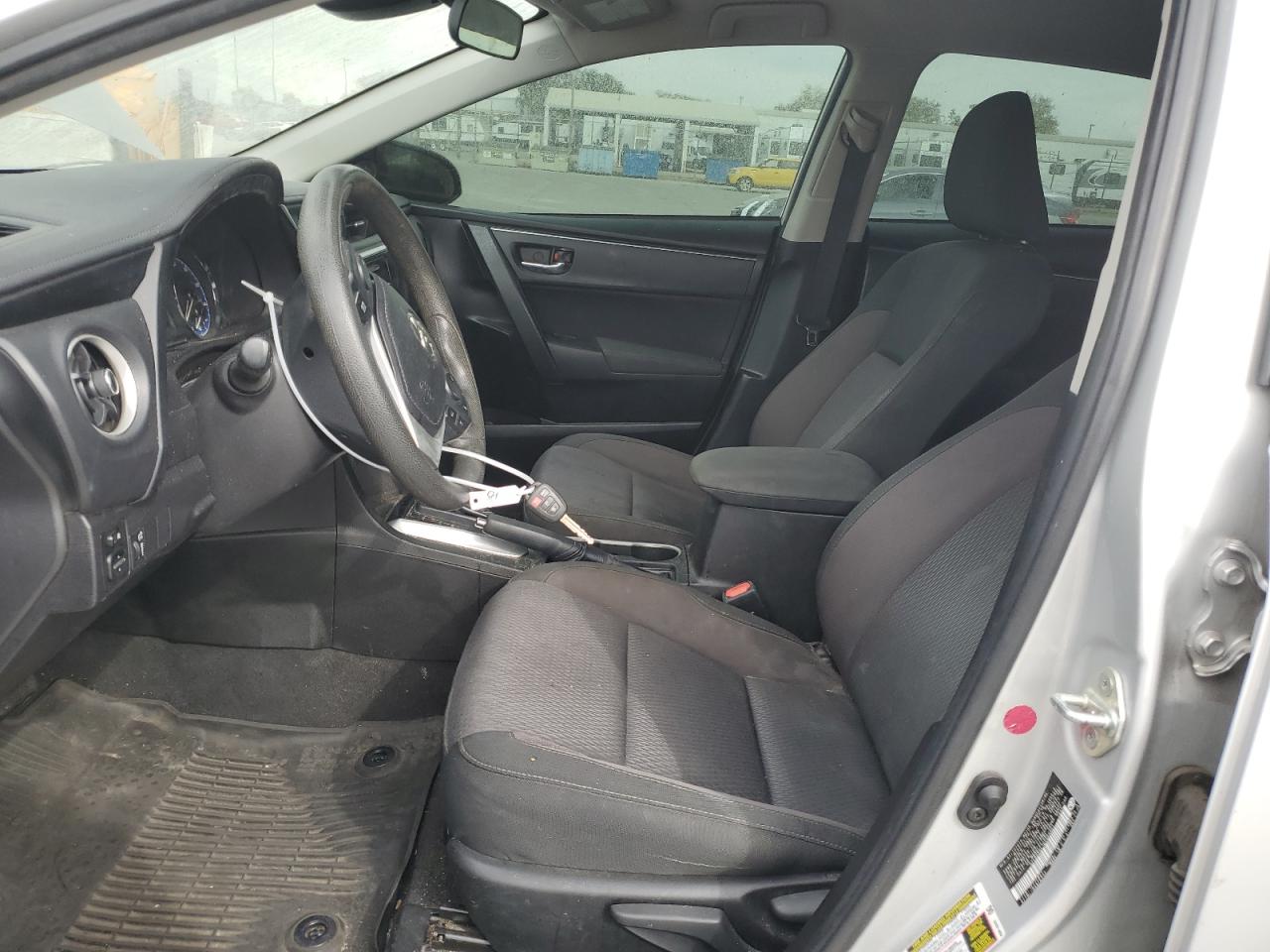 5YFBURHE1KP869801 2019 Toyota Corolla L