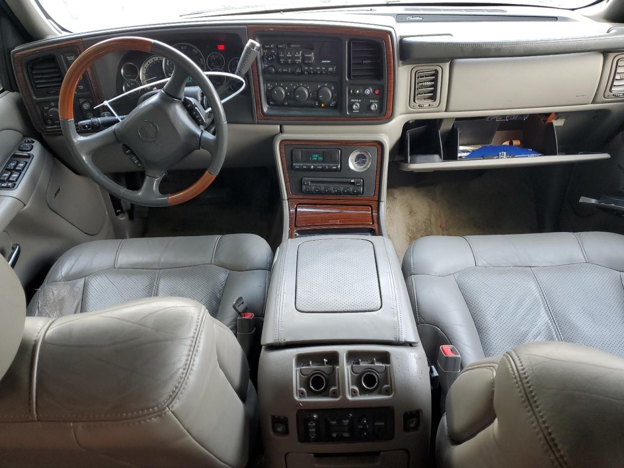 1GYEK63N12R132249 2002 Cadillac Escalade Luxury