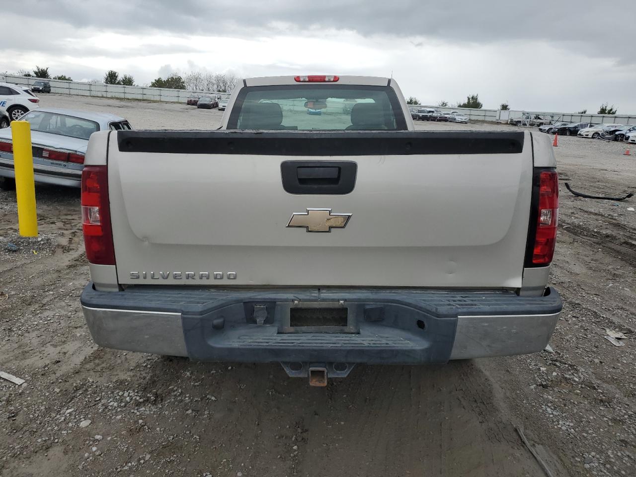 2008 Chevrolet Silverado C1500 VIN: 1GCEC14X28Z137457 Lot: 72915214