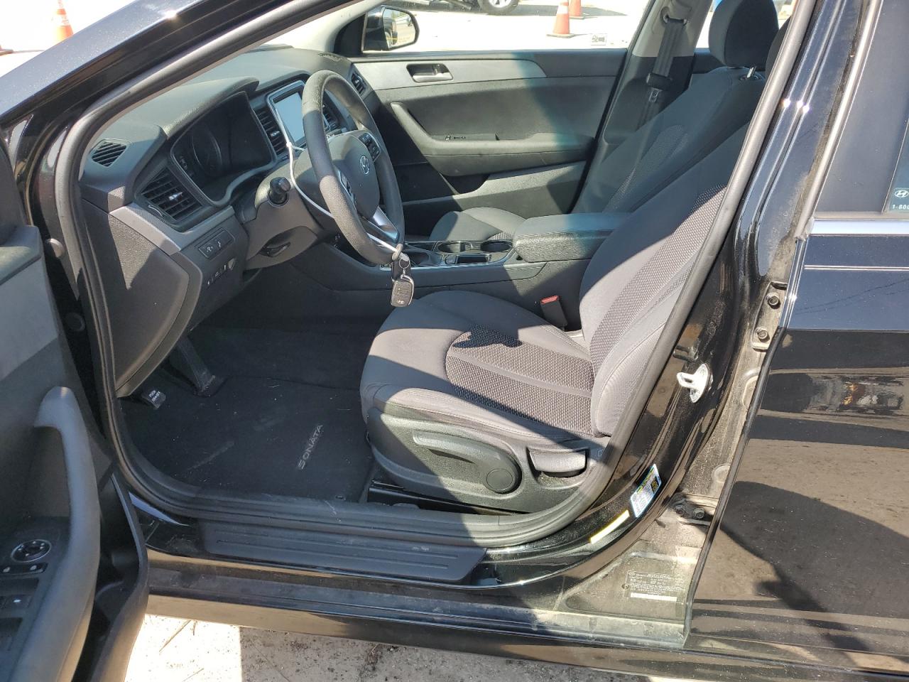 5NPE24AF8JH607388 2018 Hyundai Sonata Se