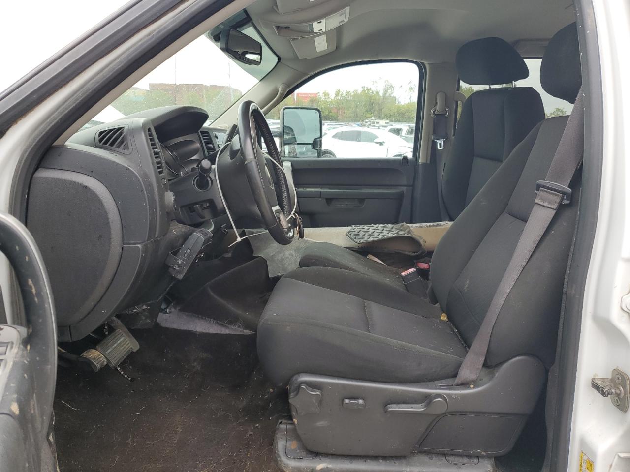 2013 Chevrolet Silverado - Image 7
