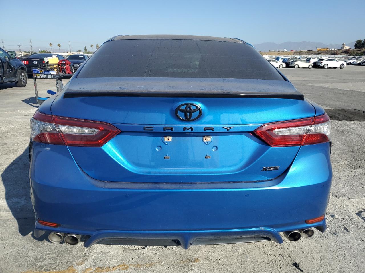 4T1B61HK7JU054260 2018 Toyota Camry Xse