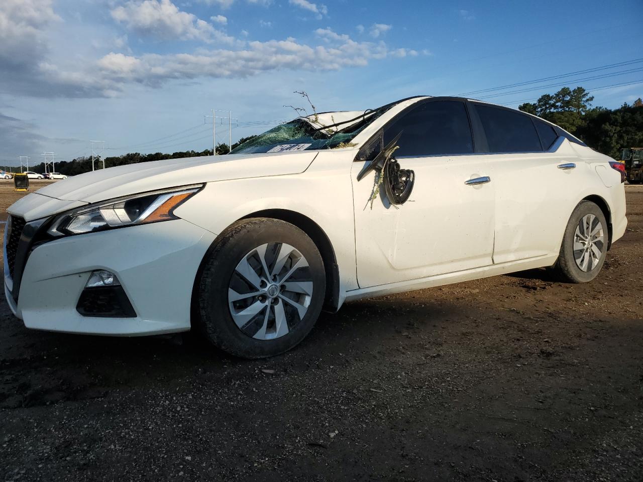 2019 Nissan Altima - Image 1