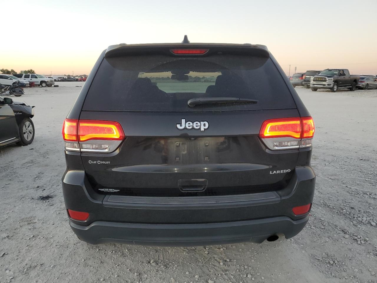 2015 Jeep Grand Cherokee Laredo VIN: 1C4RJEAG3FC721658 Lot: 73210774