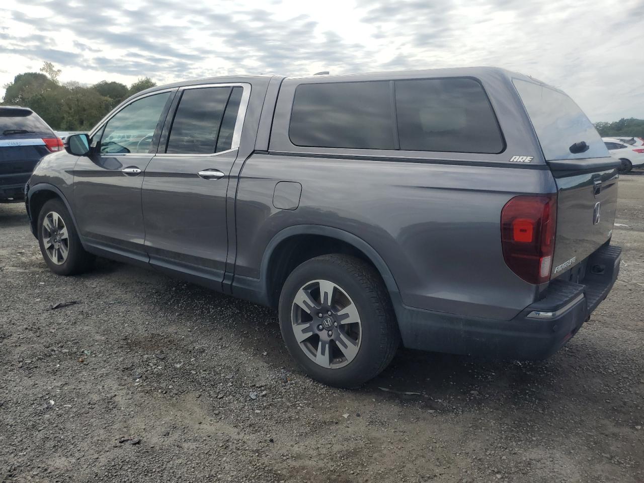 5FPYK3F74HB017794 2017 HONDA RIDGELINE - Image 2