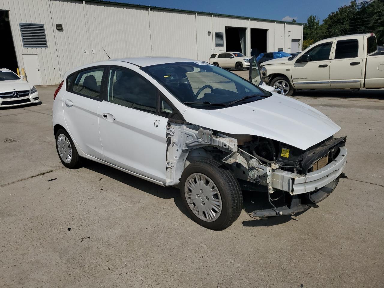 2015 Ford Fiesta - Image 4