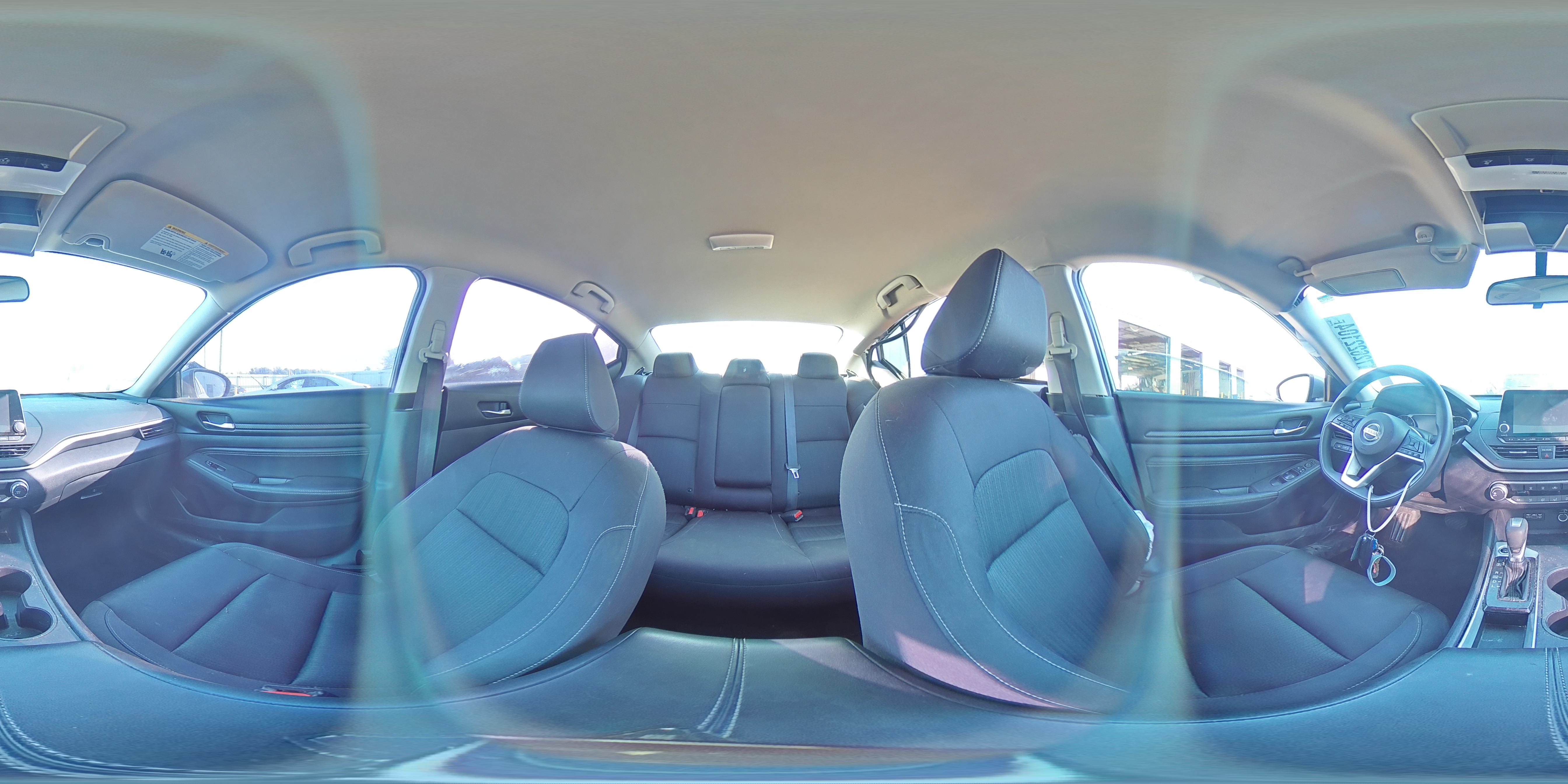 2019 Nissan Altima - Image 14