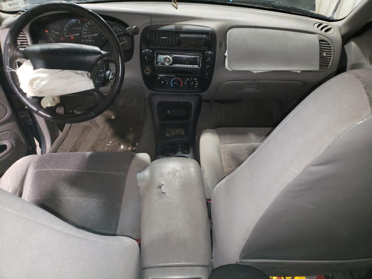 1999 Ford Explorer VIN: 1FMYU24E5XUC26073 Lot: 86696925