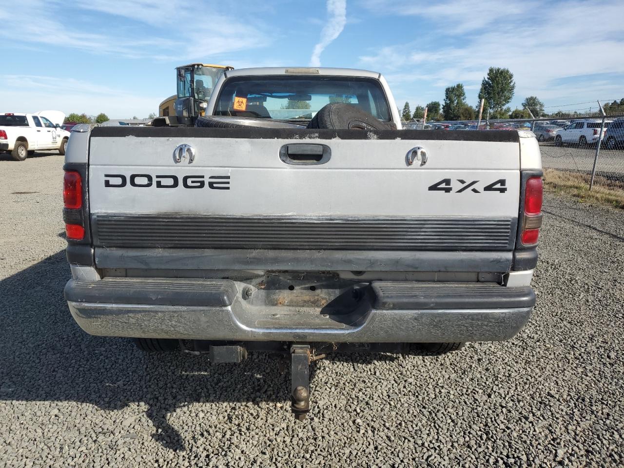 1998 Dodge Ram 2500 VIN: 3B7KF2264WG178597 Lot: 71855324