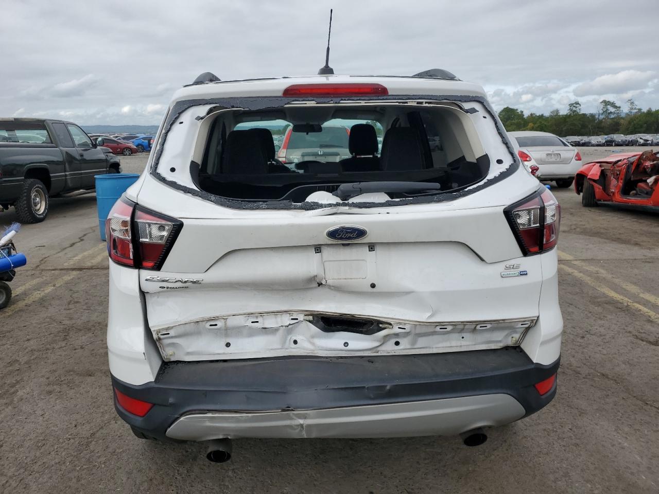 2018 Ford Escape Se VIN: 1FMCU9GD6JUD13638 Lot: 70702804