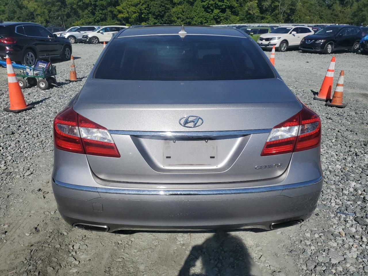 2012 Hyundai Genesis 3.8L VIN: KMHGC4DD4CU153709 Lot: 70168274