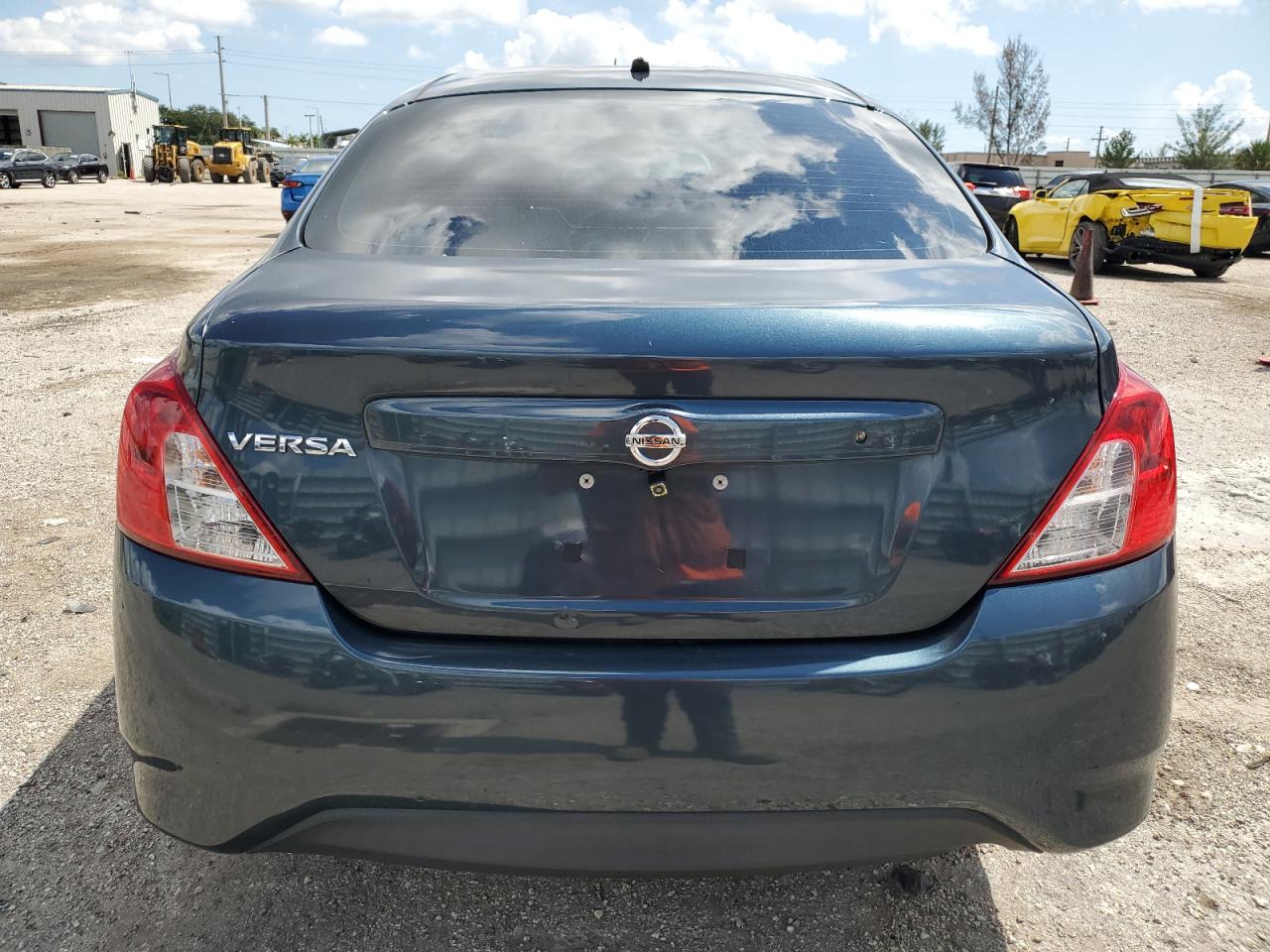 2016 Nissan Versa S VIN: 3N1CN7AP8GL862501 Lot: 72580584