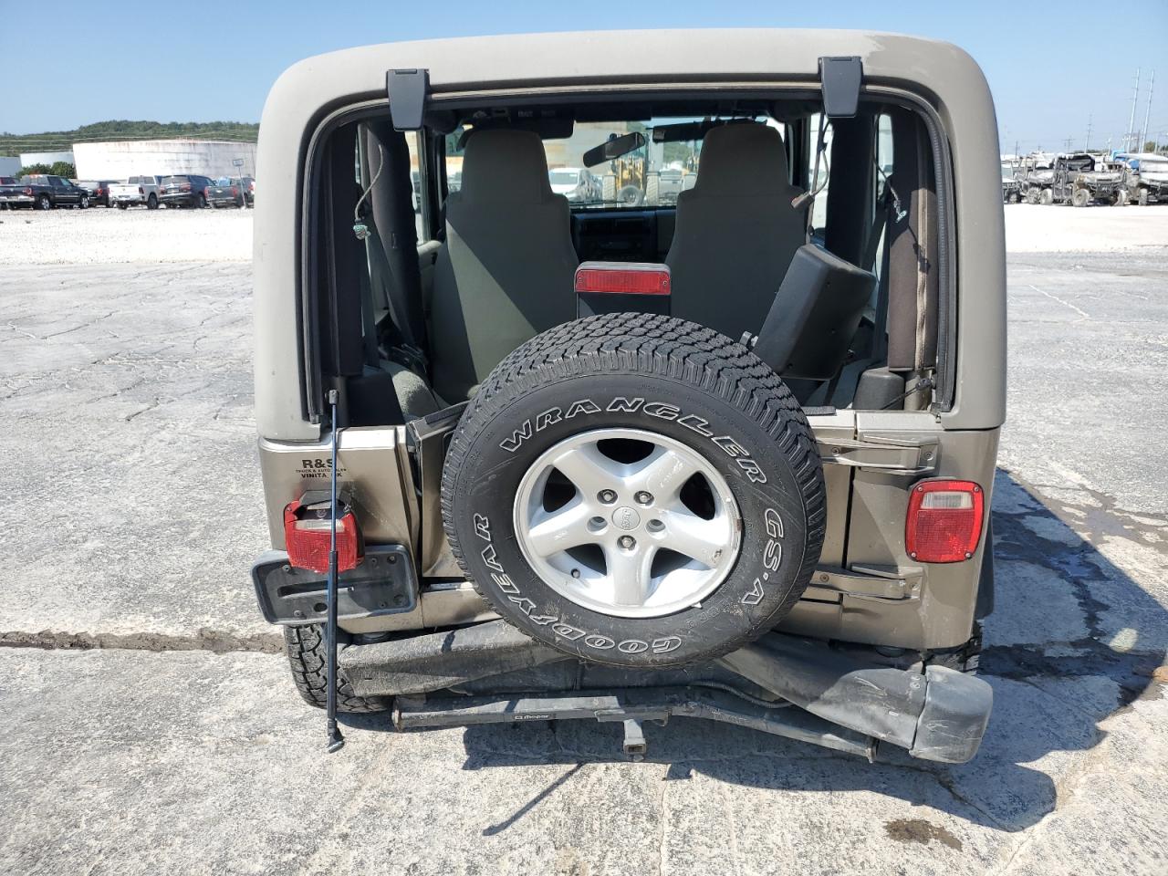 2004 Jeep Wrangler X VIN: 1J4FA39S24P725488 Lot: 70318554