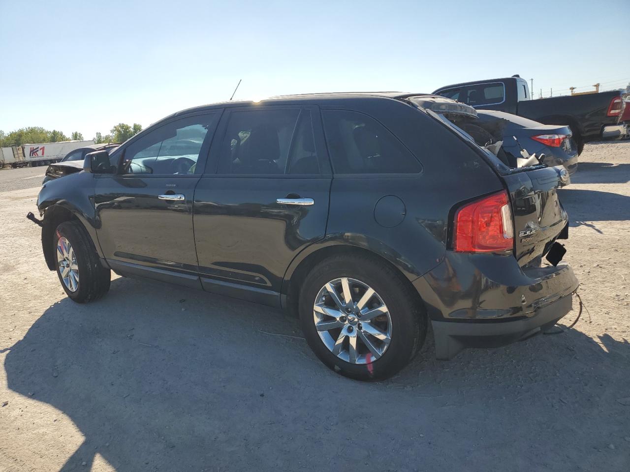 2011 Ford Edge - Image 2