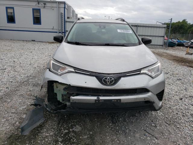  TOYOTA RAV4 2018 Srebrny