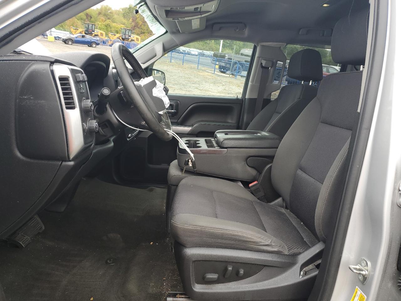 2017 Chevrolet Silverado - Image 7