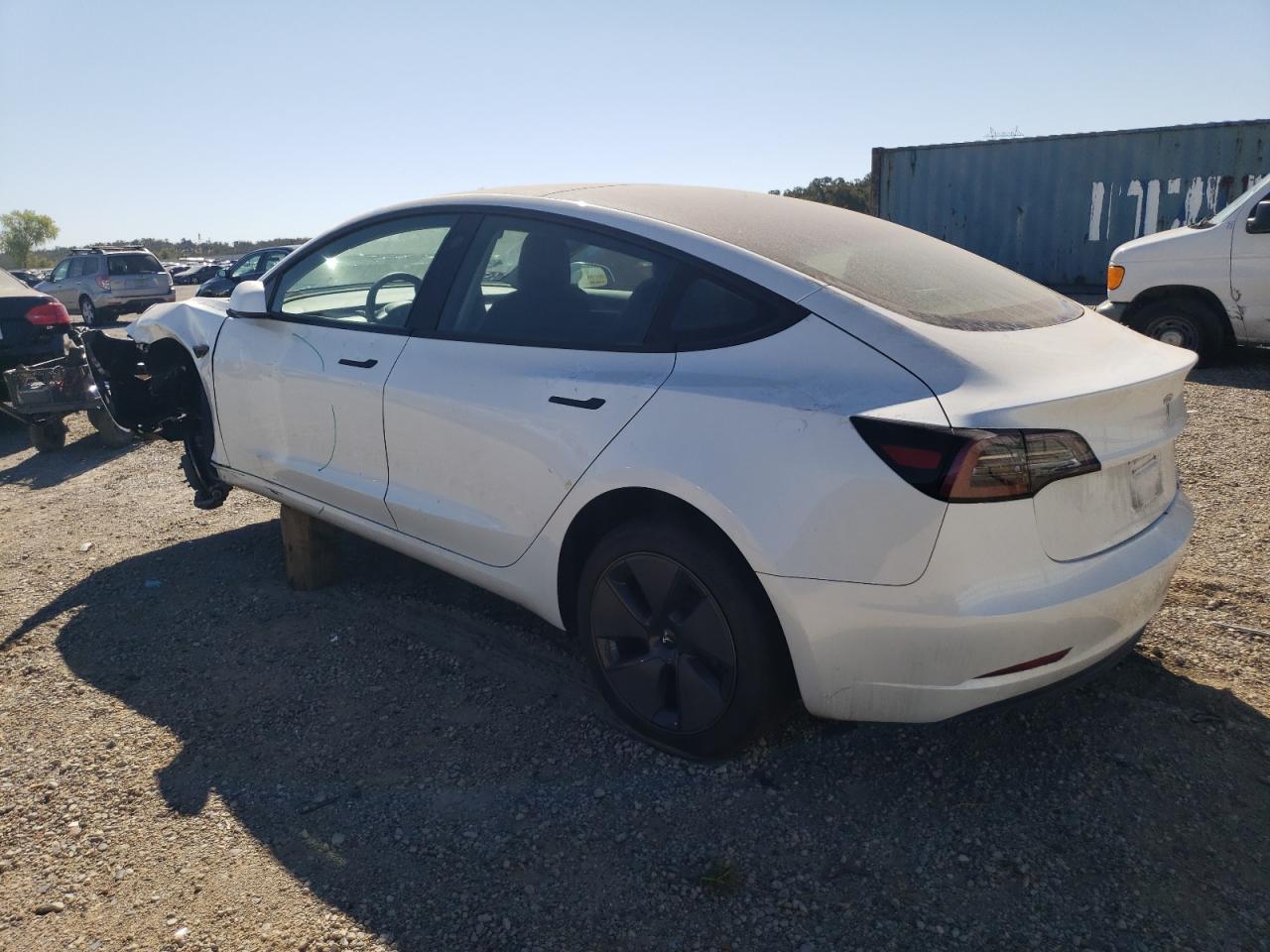 5YJ3E1EA4PF458819 2023 TESLA MODEL 3 - Image 2