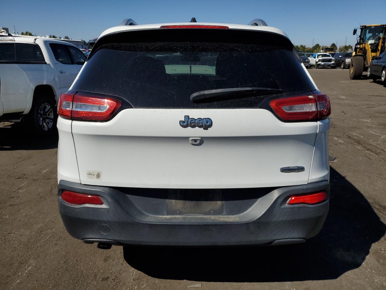 1C4PJLCB4FW611472 2015 Jeep Cherokee Latitude