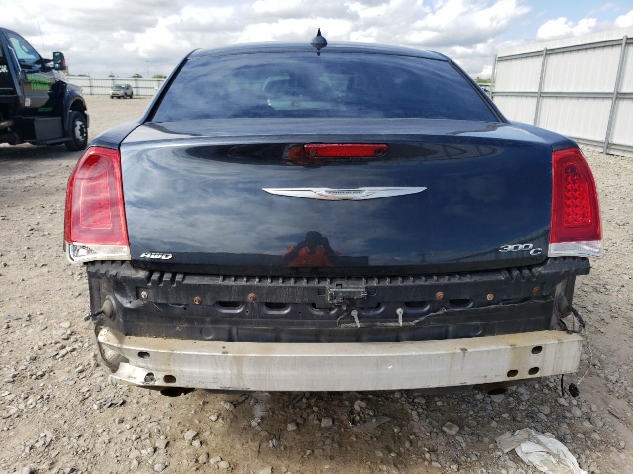 2C3CCAKG0GH111470 2016 Chrysler 300C