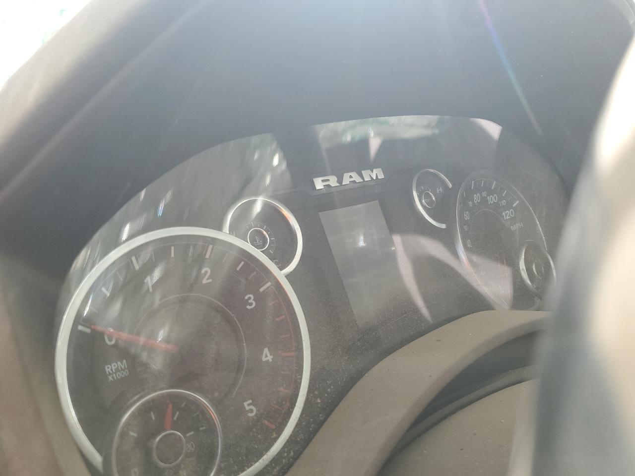 2024 Ram 2500 Big Horn VIN: 3C6UR5DL0RG106165 Lot: 71636334