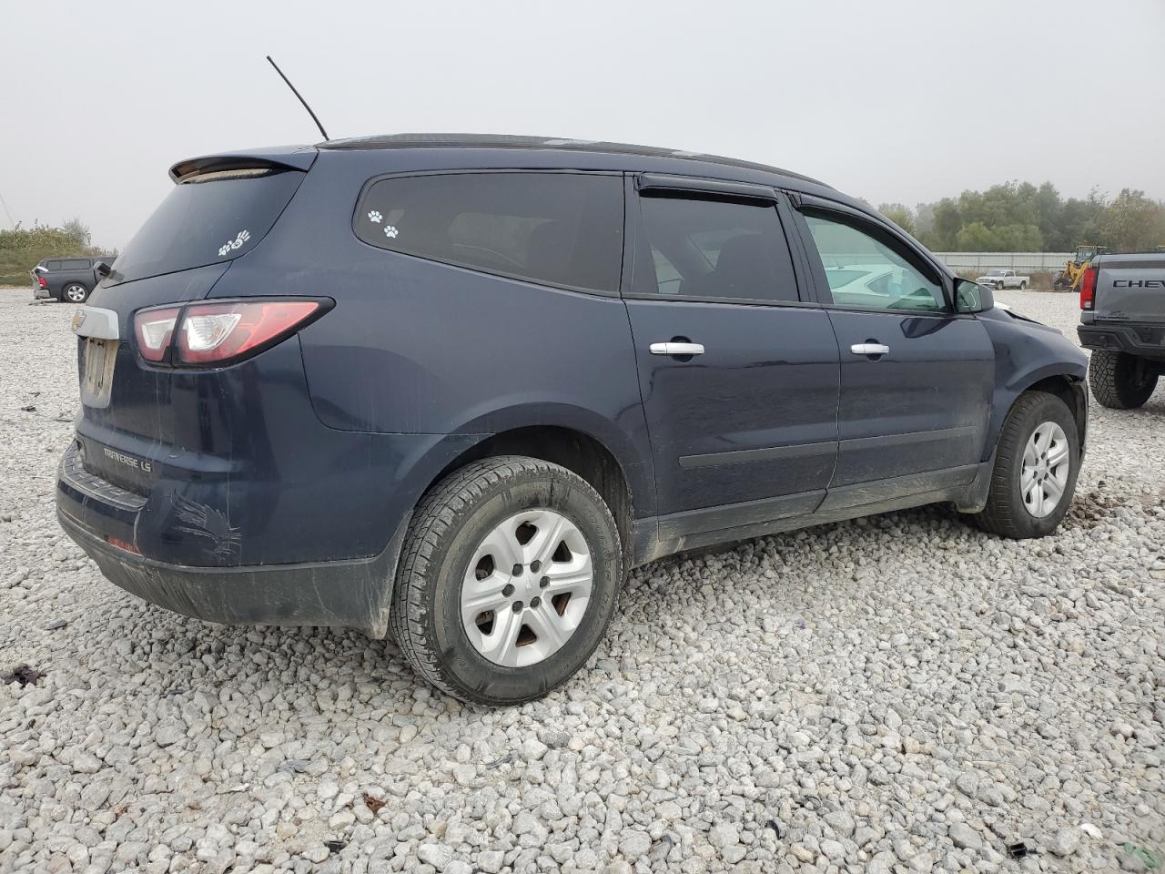 2015 Chevrolet Traverse - Image 3