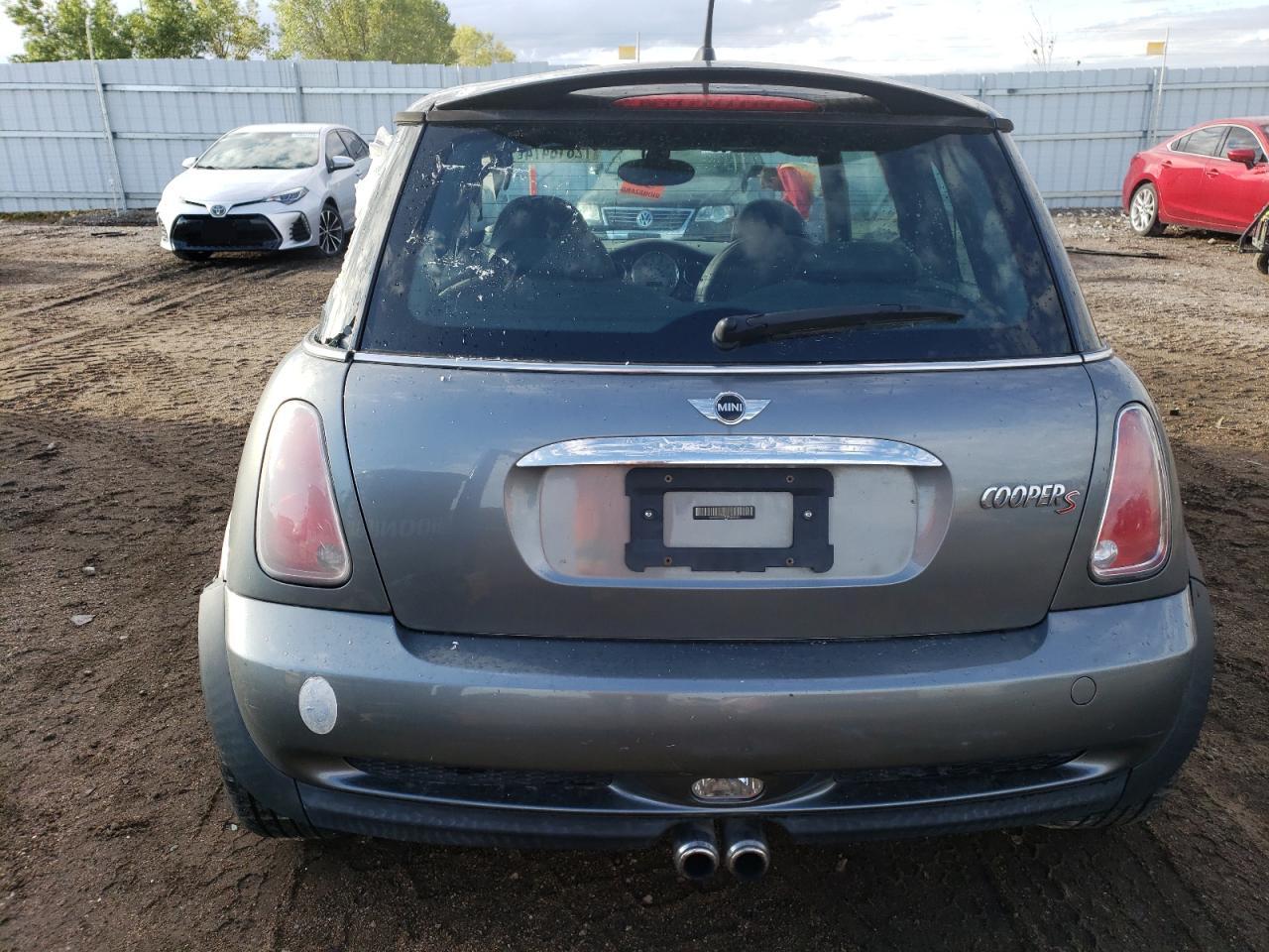 2005 Mini Cooper S VIN: WMWRE33565TG98461 Lot: 72818474