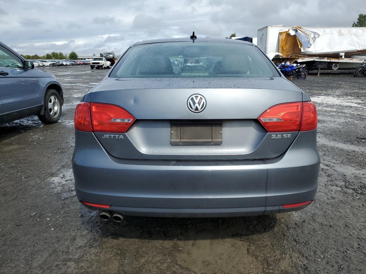 3VWDP7AJ2CM373729 2012 Volkswagen Jetta Se