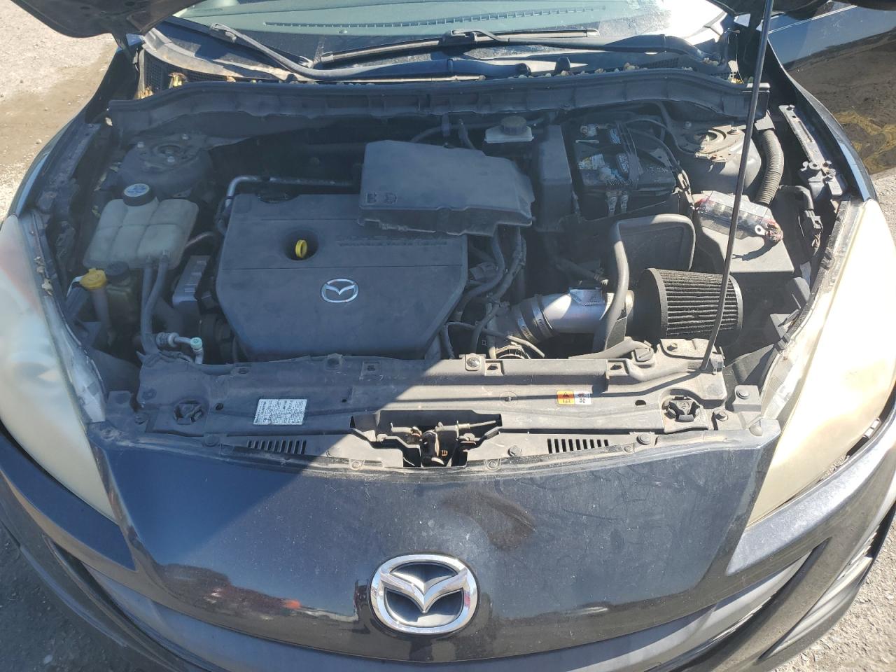 JM1BL1UG8B1358070 2011 Mazda 3 I