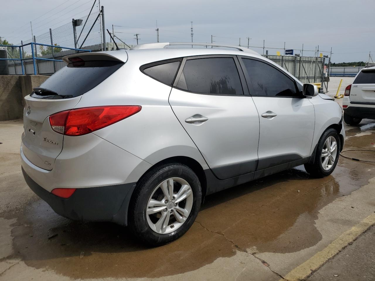 2011 Hyundai Tucson - Image 3