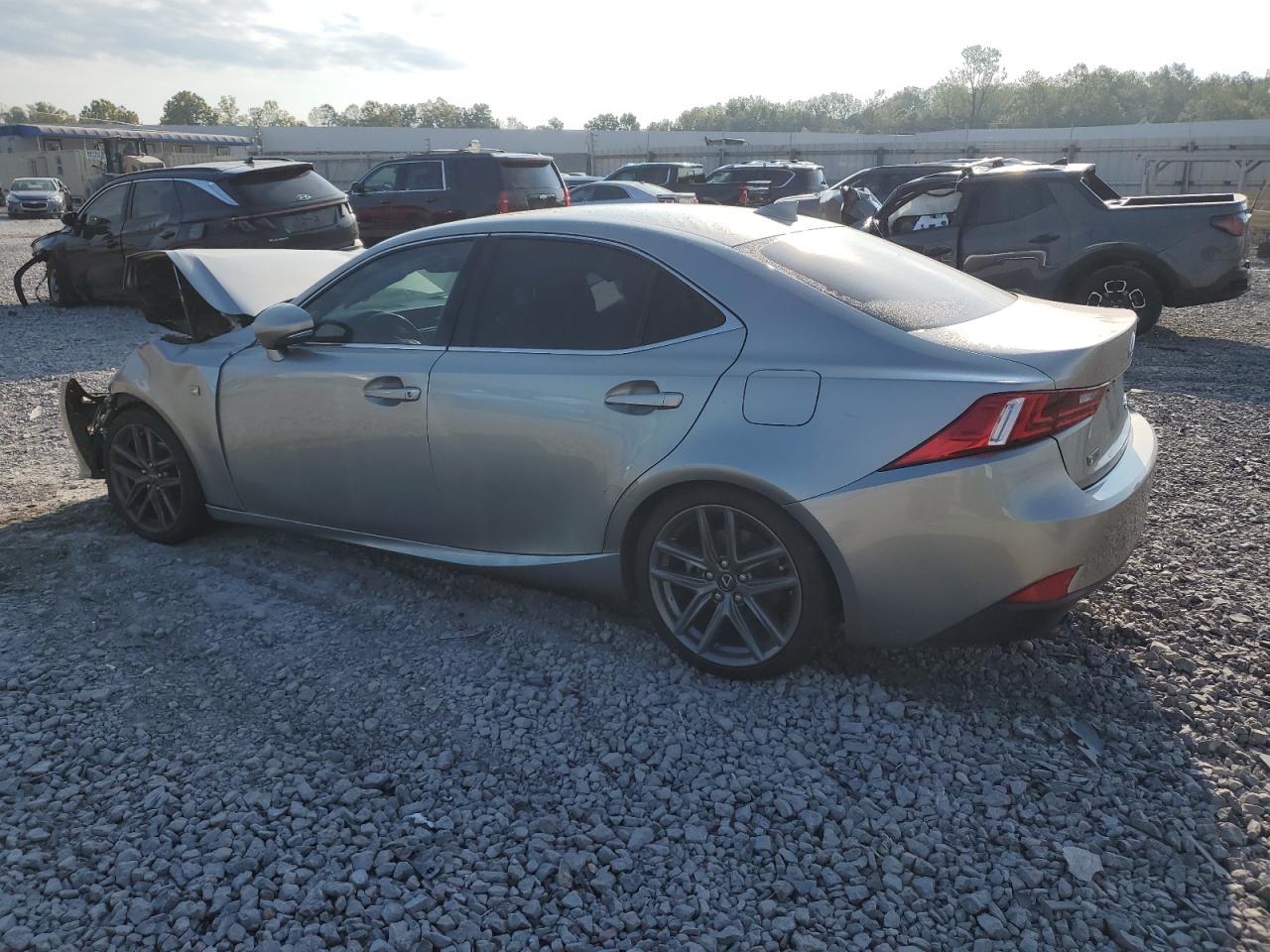 2015 Lexus IS - Image 2