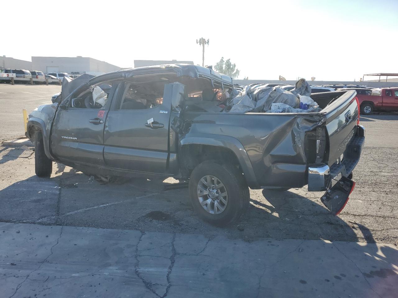 VIN 3TMAZ5CN4HM046390 2017 TOYOTA TACOMA no.2