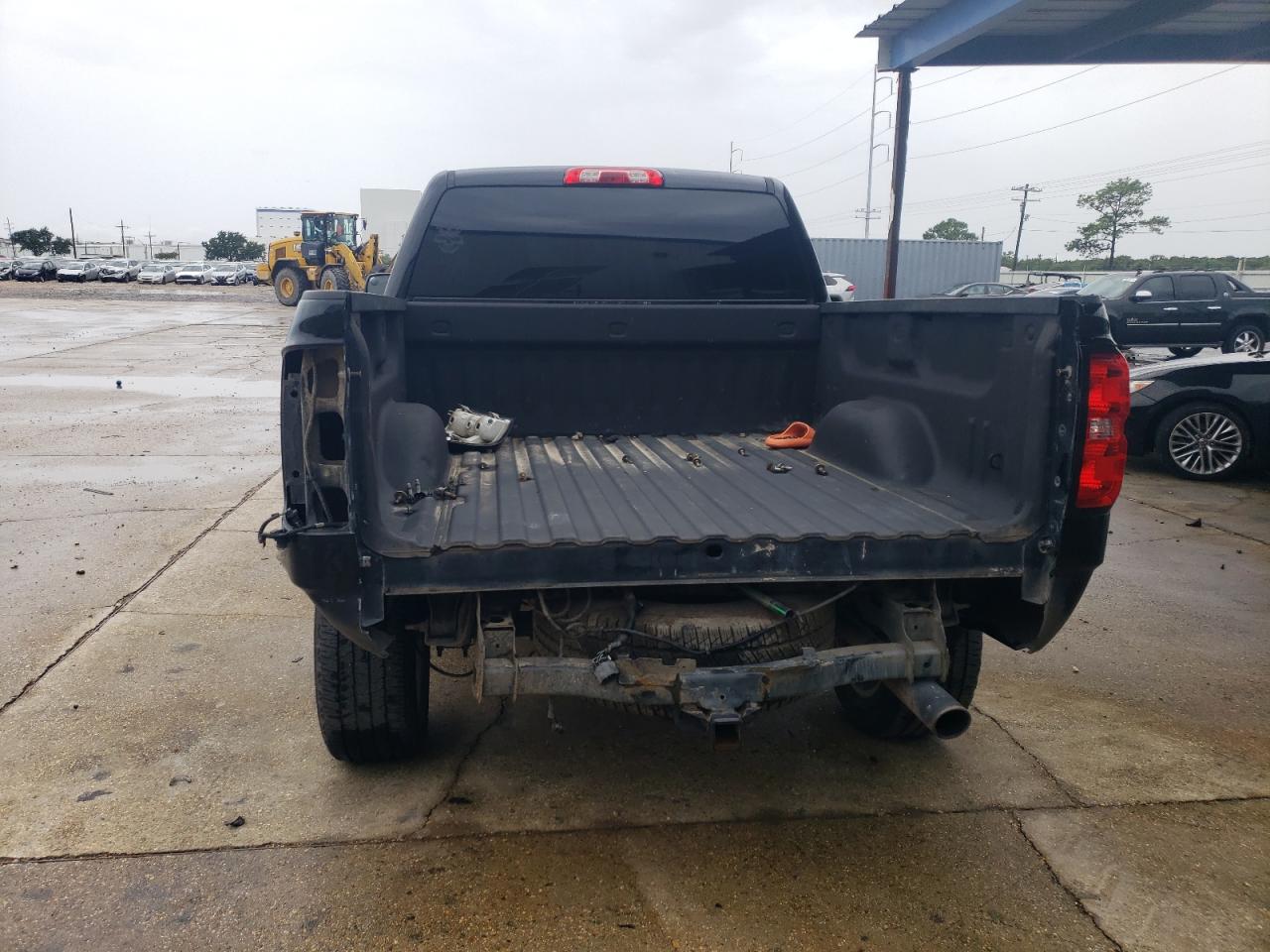 2018 Chevrolet Silverado - Image 6