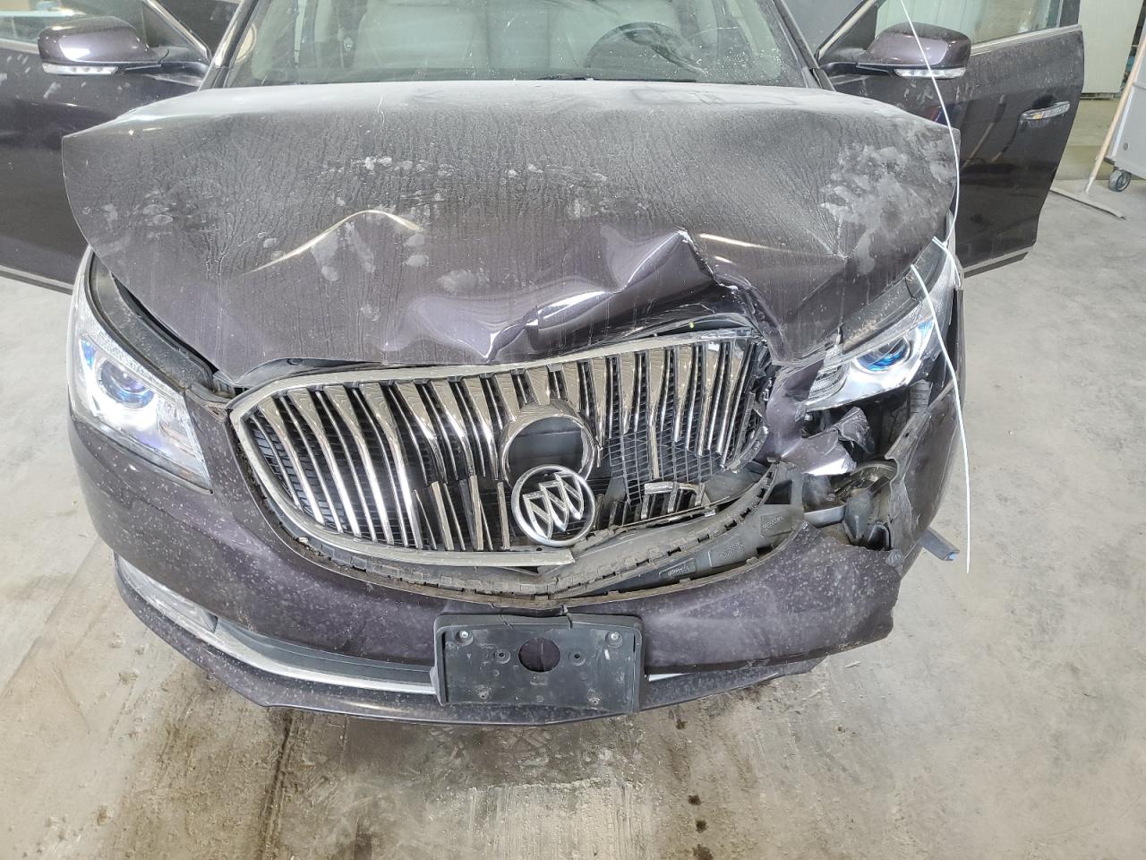 1G4GF5G32FF301672 2015 Buick Lacrosse Premium