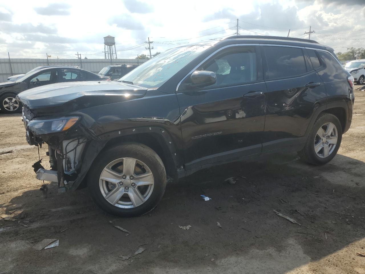 VIN 3C4NJCBB6NT139076 2022 JEEP COMPASS no.1