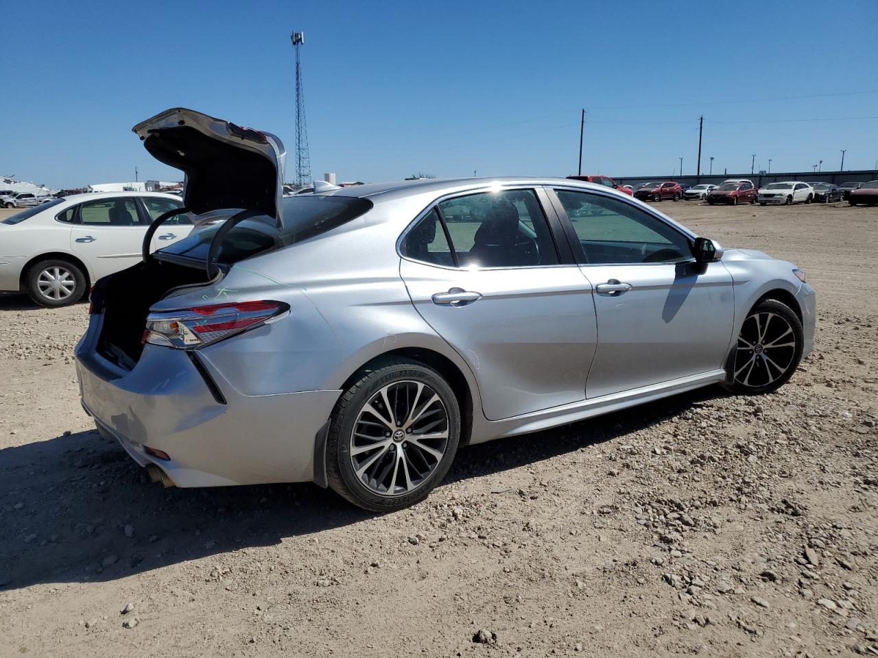 4T1B11HK8KU741201 2019 Toyota Camry L