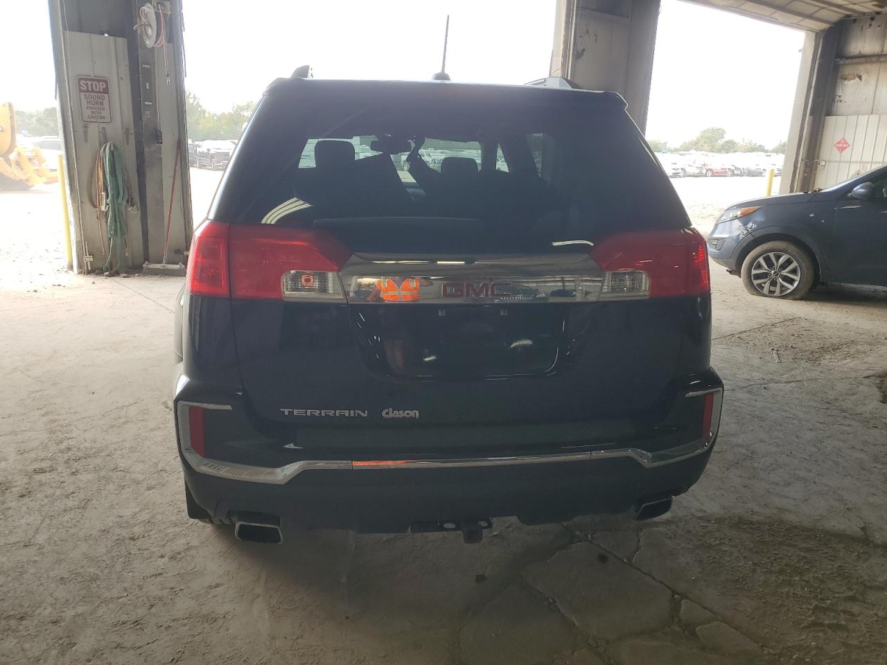 2GKFLNE30H6201034 2017 GMC Terrain Sle