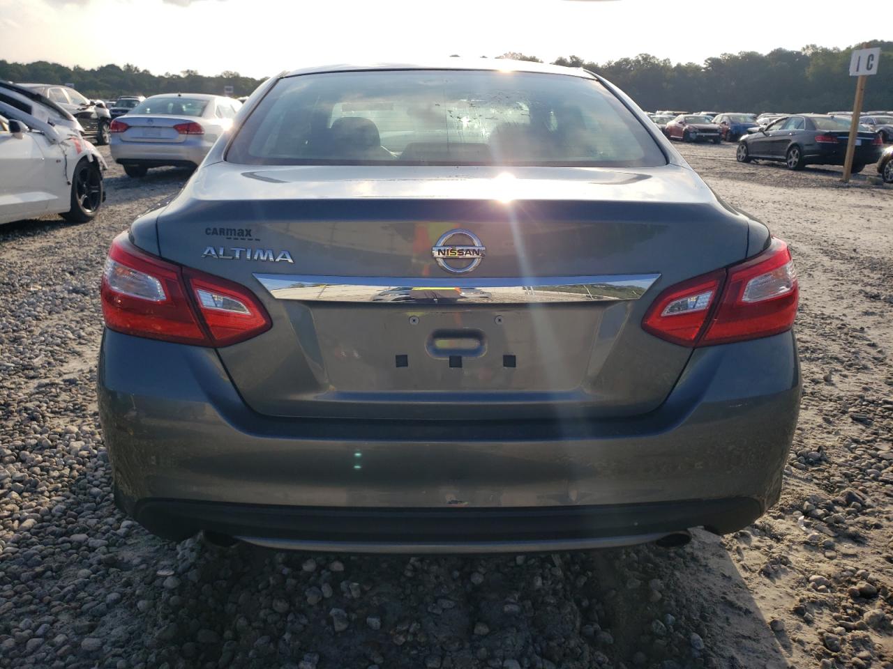 1N4AL3AP2GC259421 2016 Nissan Altima 2.5