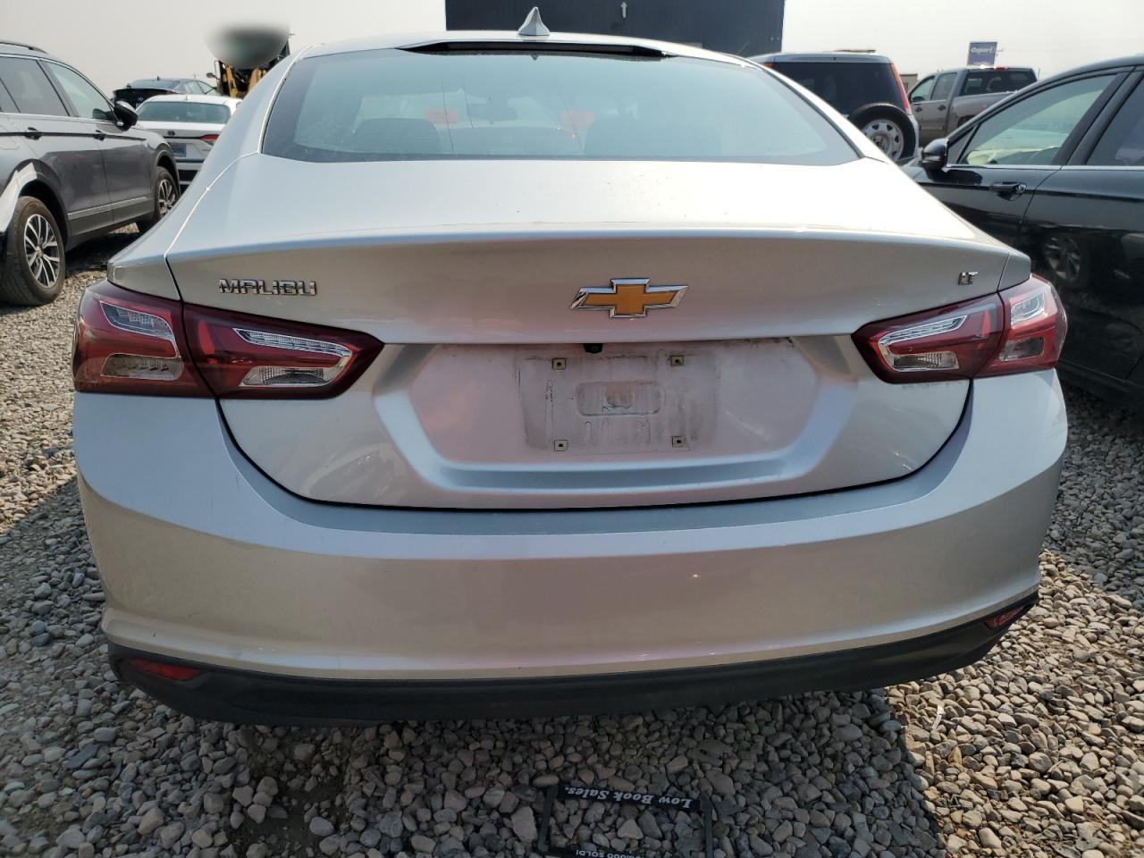 1G1ZD5ST2KF227425 2019 Chevrolet Malibu Lt