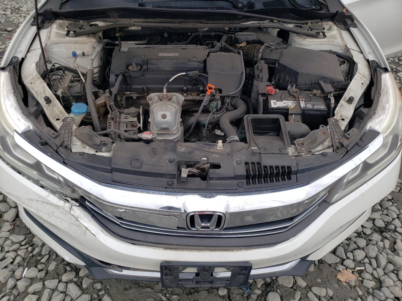 1HGCR2F80HA067376 2017 Honda Accord Exl