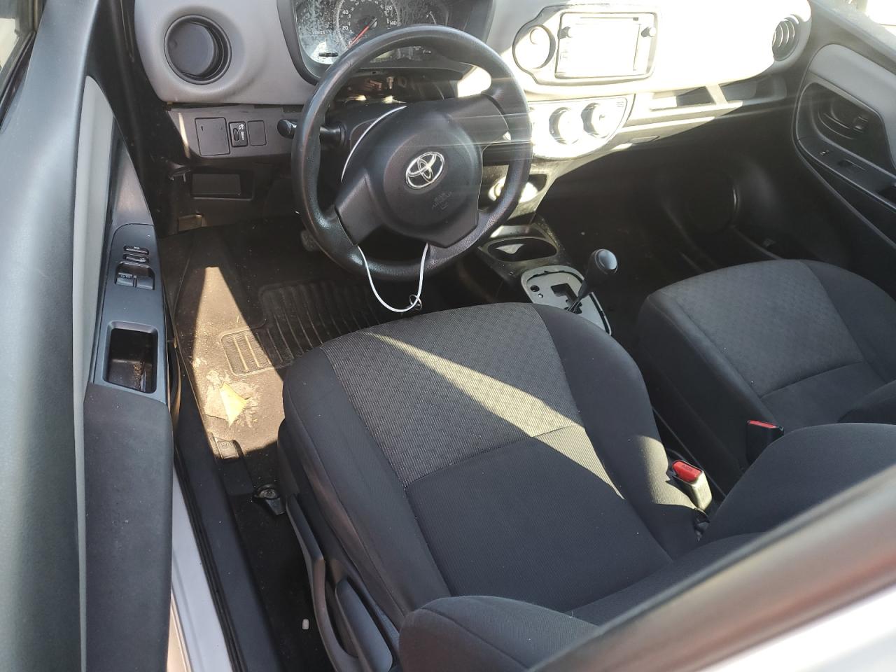 VNKJTUD30FA026440 2015 Toyota Yaris