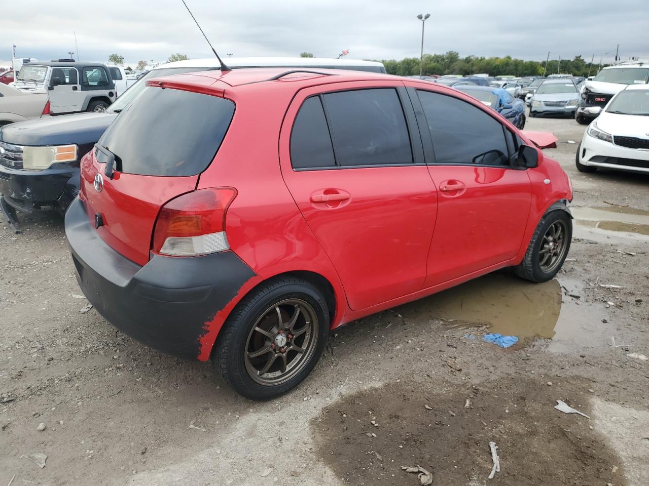 2009 Toyota Yaris - Image 3