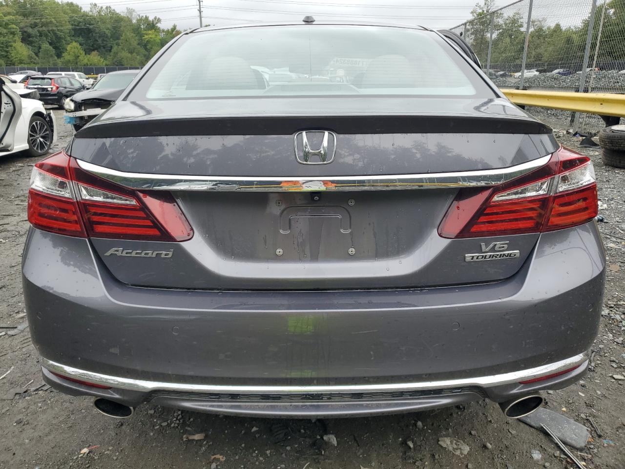 1HGCR3F96HA015930 2017 Honda Accord Touring