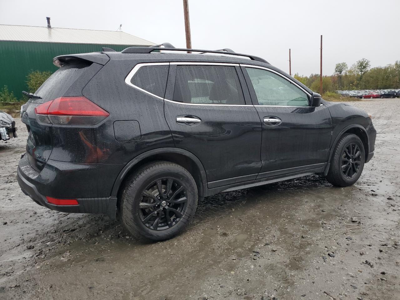 2018 Nissan Rogue - Image 3