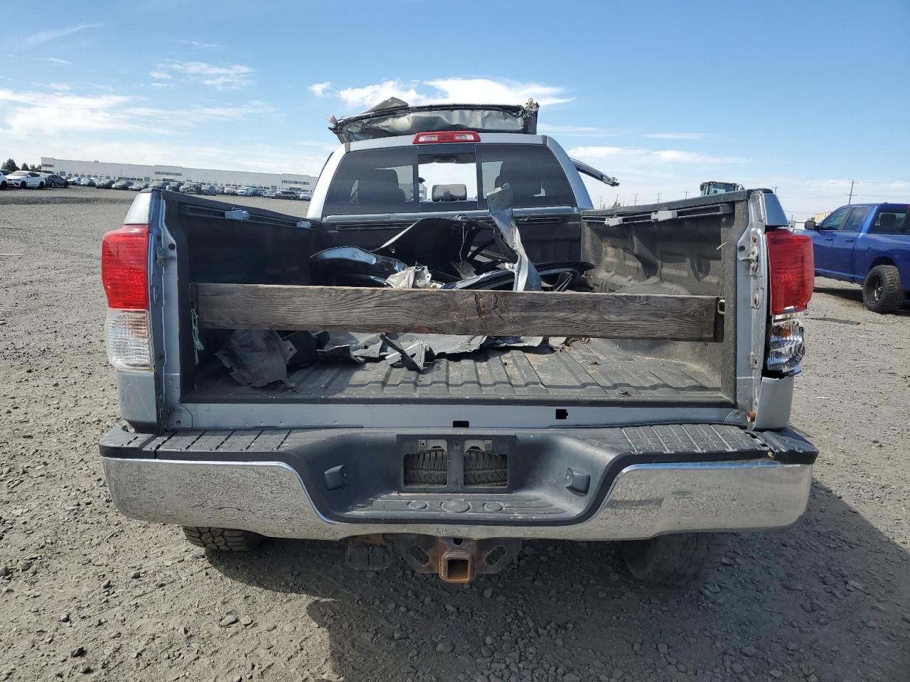 2011 Toyota Tundra - Image 6