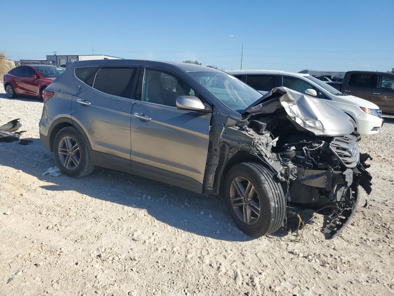 2017 Hyundai Santa Fe - Image 4