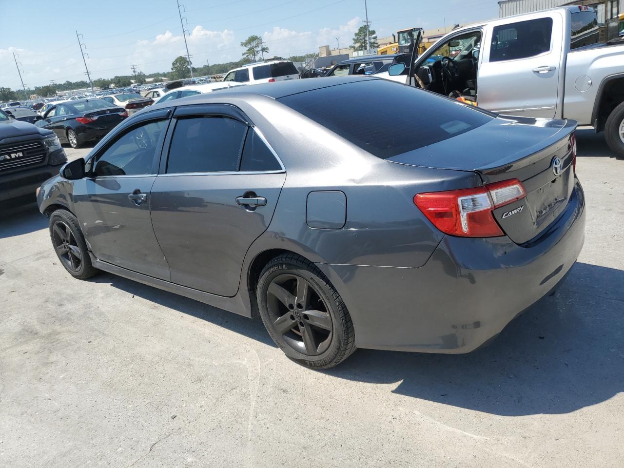 VIN 4T1BF1FK3DU220054 2013 TOYOTA CAMRY no.2