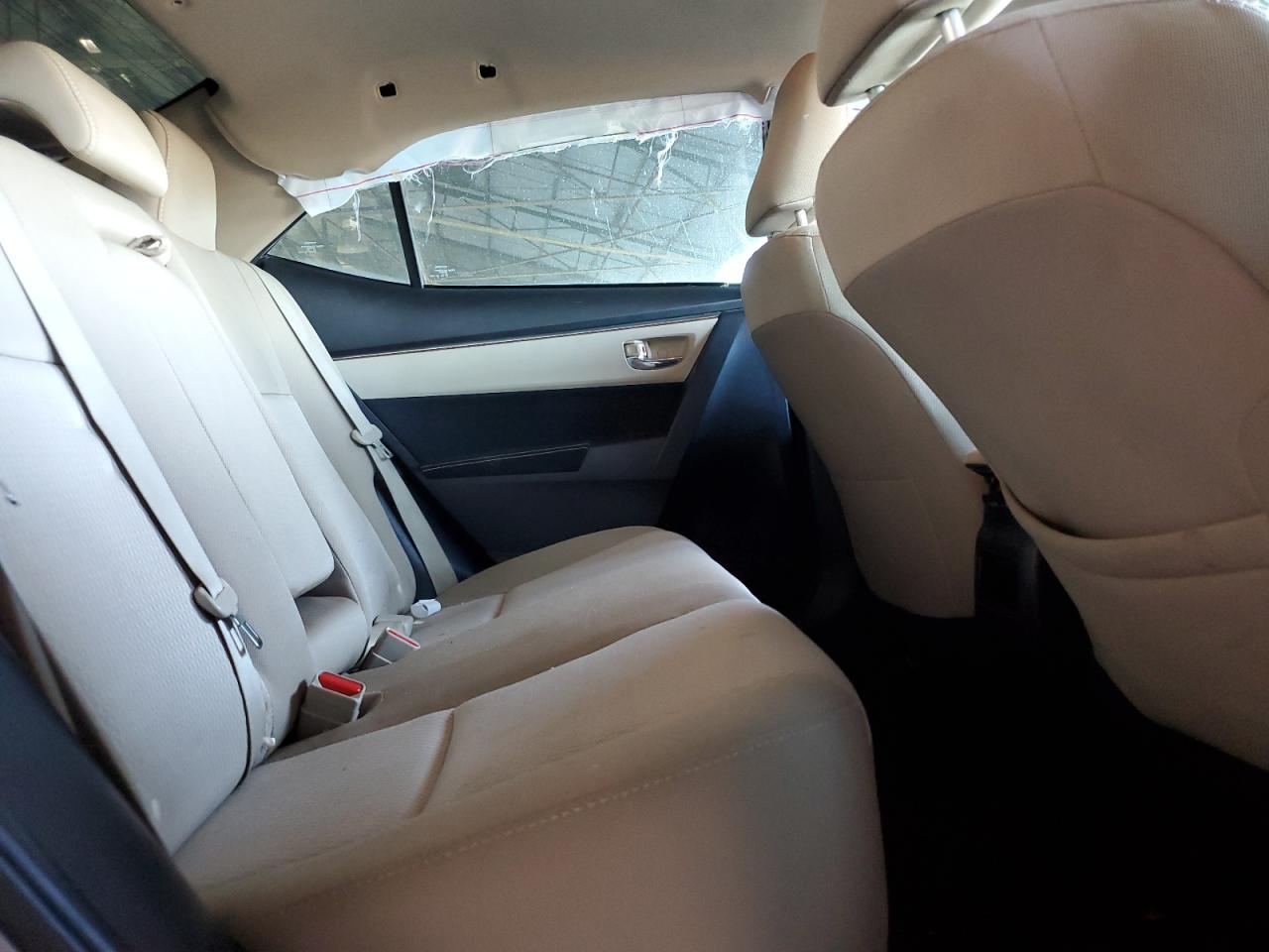 2015 Toyota Corolla - Image 11