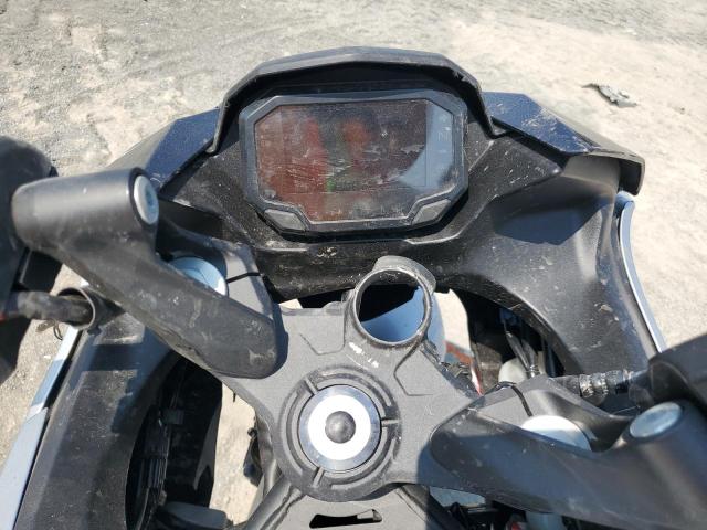  KAWASAKI CX500 2024 Сріблястий