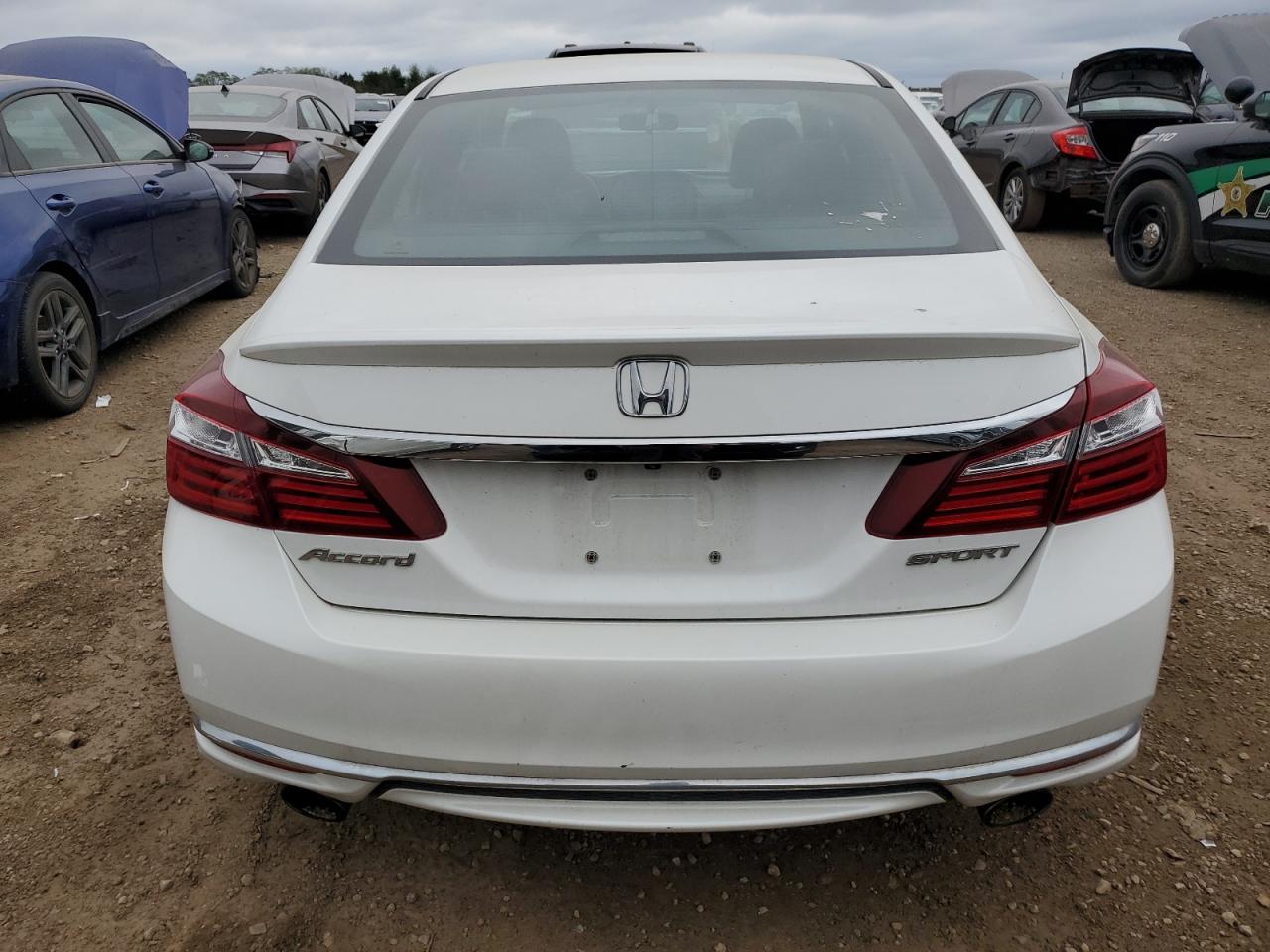 1HGCR2F54HA274682 2017 Honda Accord Sport