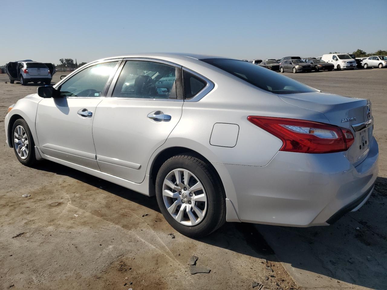 1N4AL3AP2HN323916 2017 NISSAN ALTIMA - Image 2